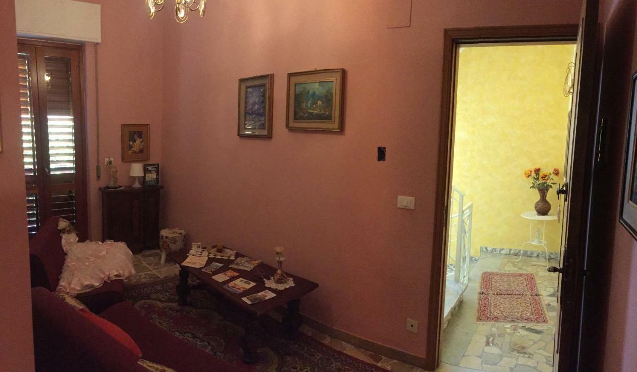 Il B&B Maison Graziella Viagrande Eksteriør bilde